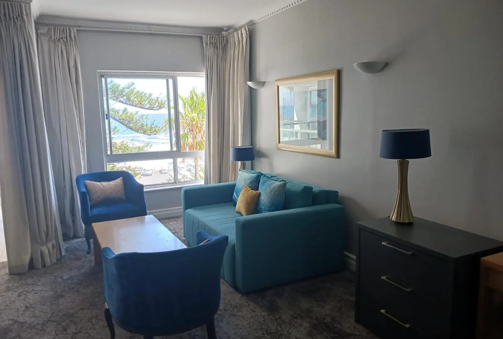 Peninsula Hotel Κέιπ Τάουν 0*,